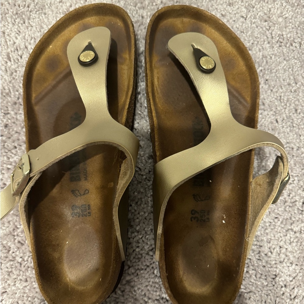 Women’s Birkenstock Size 8 1/2 sandals